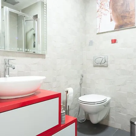 Apartment Cvelos Carcavelos Exquisite Retreat Near The Beach Carcavelos (Lisbon)